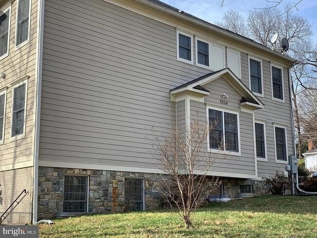 Building Photo - 6204 Melvern Dr