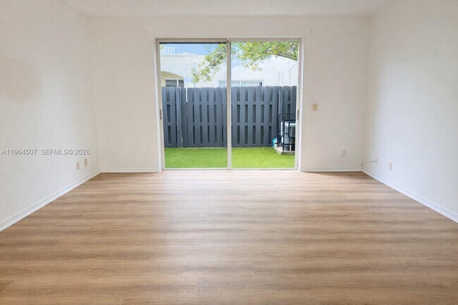 Building Photo - 835 NE 212th Terrace