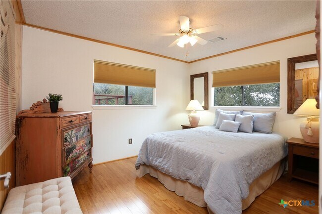Building Photo - 1087 Driftwind Dr