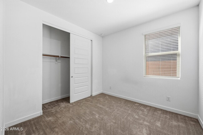 Building Photo - 1627 W Estes Way