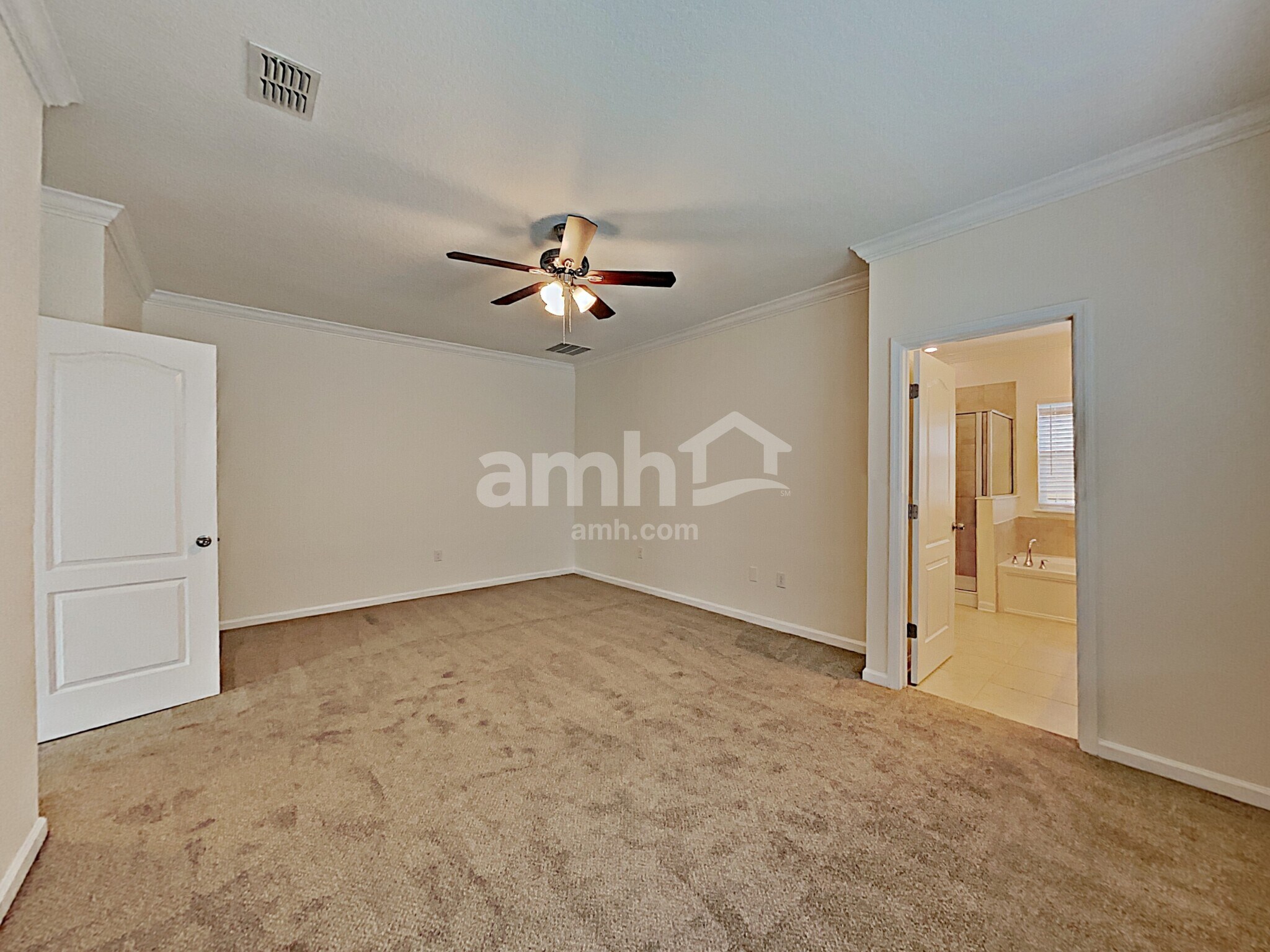 Building Photo - 16176 Magnolia Grove Way