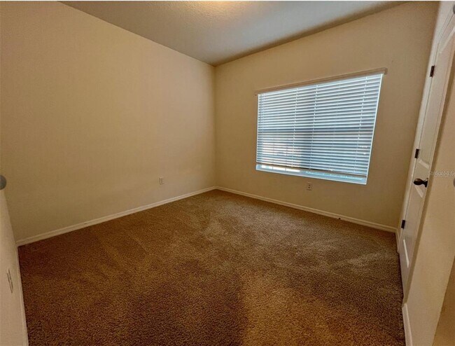 Building Photo - 6032 SW 84th St