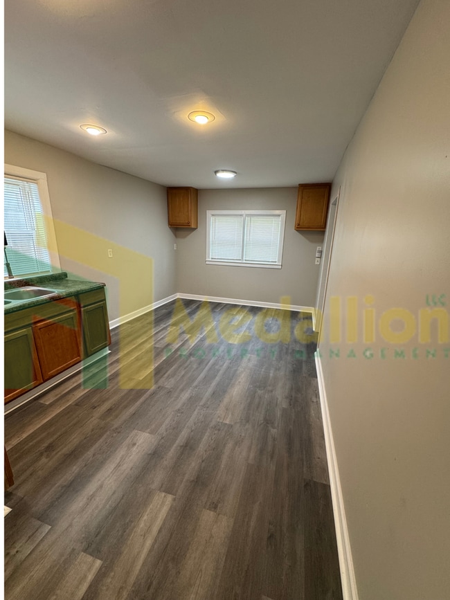 Building Photo - Price Drop: Charming Recently Updated Home...