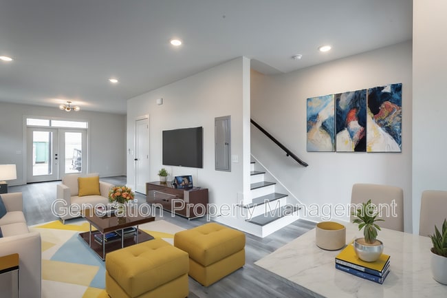 Building Photo - 1825 S Watkins St