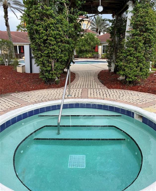 Building Photo - 12024 Villanova Dr