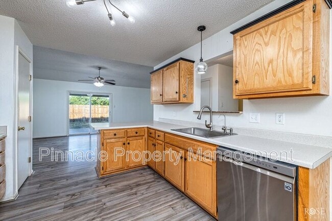 Building Photo - 1229 Elmo Ln