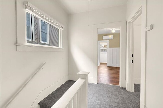 Building Photo - 2108 I St