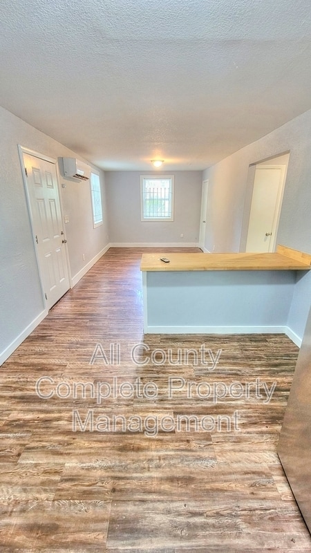 Building Photo - 3018 Pearce St