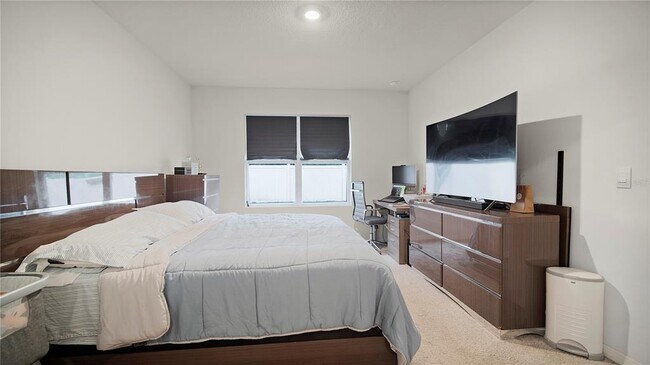 Building Photo - 5402 Pine Lilly Dr