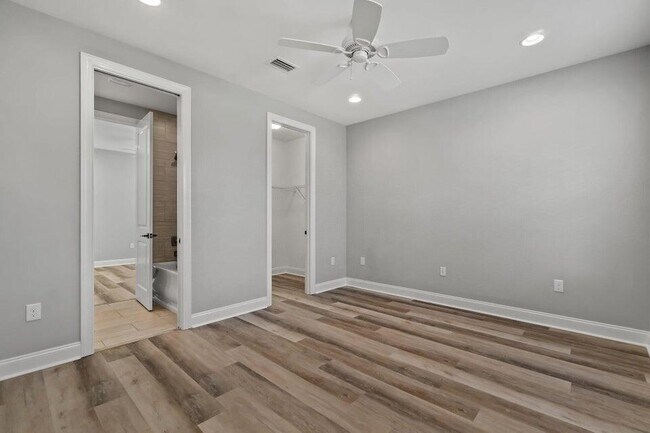 Building Photo - 76 Conifer Ct