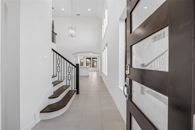 Building Photo - 5106 Sistine Dr