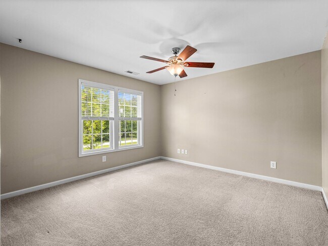 Building Photo - 156 Old Beechtree Ln