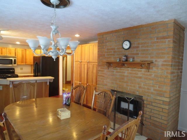 Building Photo - 816 Elmwood Dr