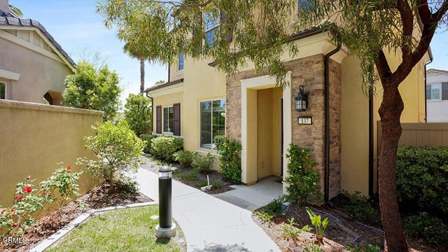 Building Photo - 137 Primrose Dr