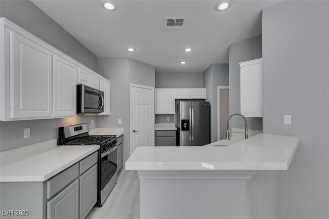 Building Photo - 803 Binbrook Dr