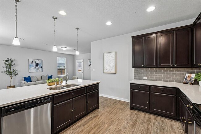 Building Photo - 160 Syrah Ct