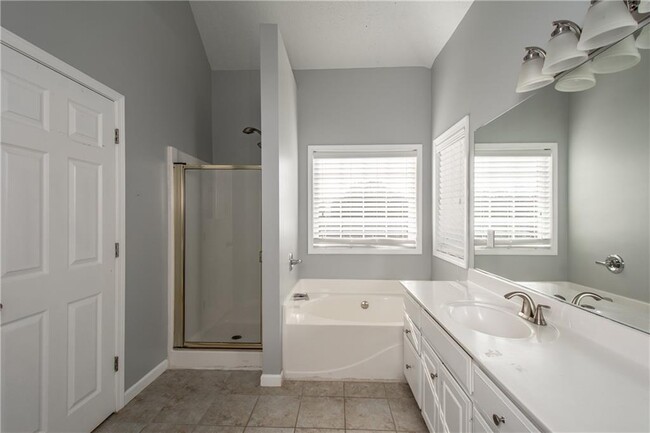 Building Photo - 4927 Planters Way