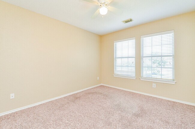 Building Photo - 6419 Bennington Springs Dr