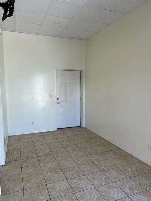 Building Photo - 205 W King St