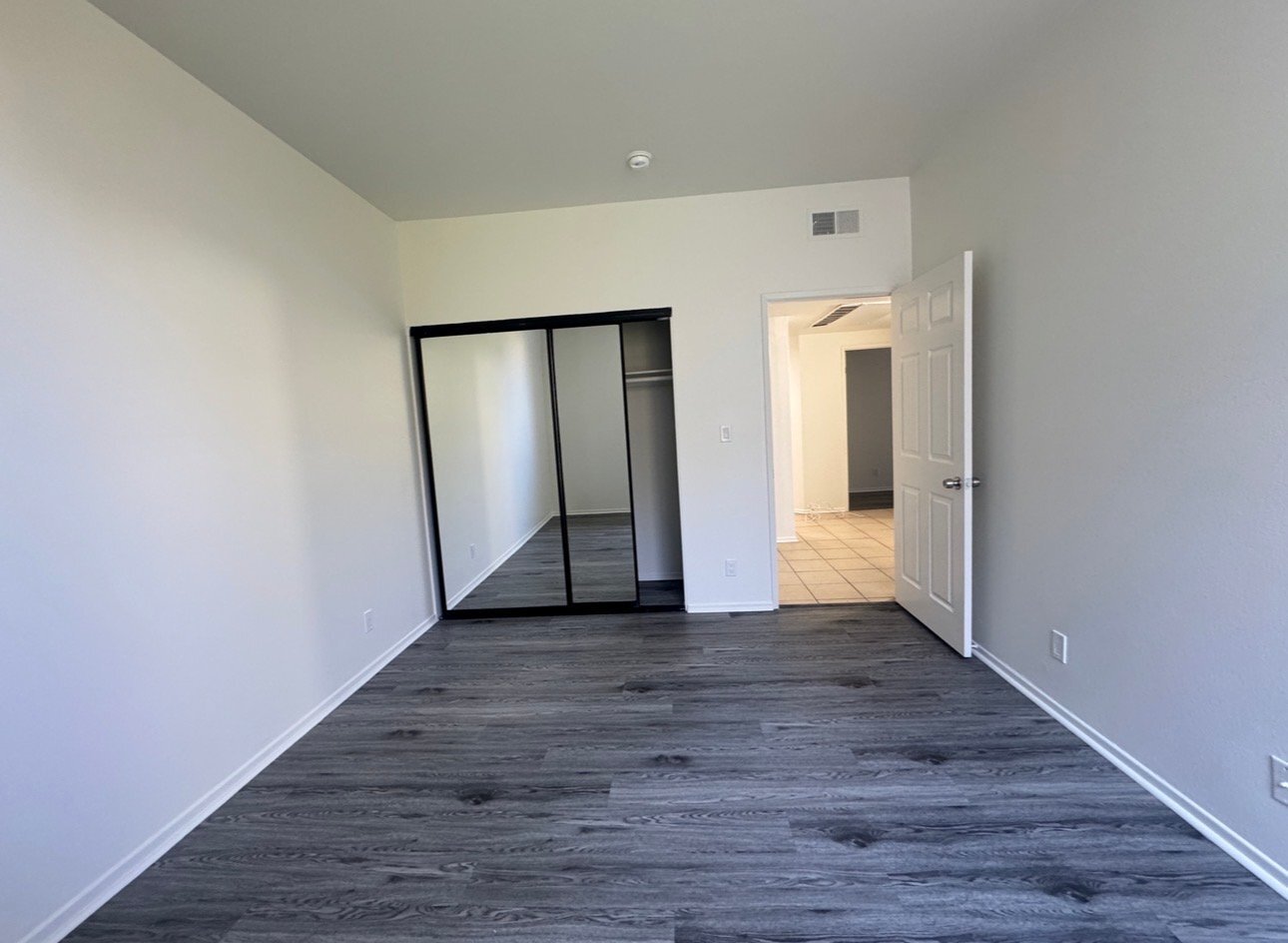 Building Photo - 4343 Whitsett Ave