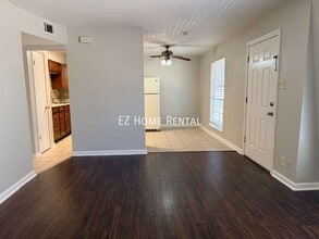 Building Photo - 2102 5th Ave N