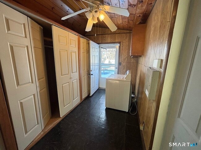 Building Photo - 34 Seaver Cir