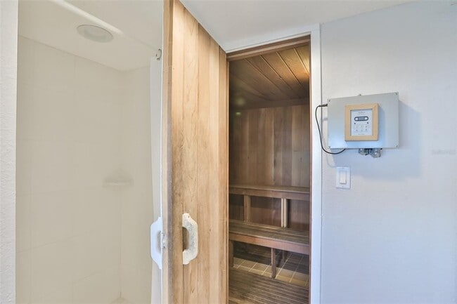 Building Photo - 4141 Bayshore Blvd