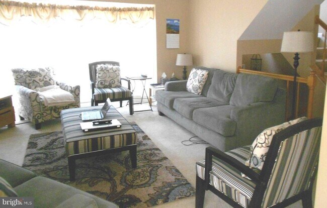 Building Photo - 12020 Lisa Marie Ct