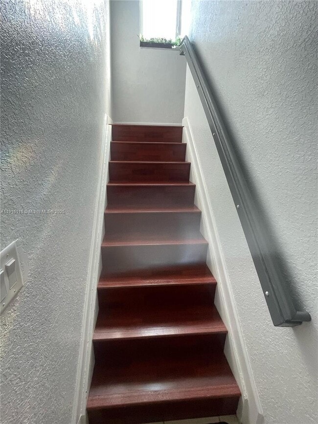 Building Photo - 3102 NE 3rd Dr