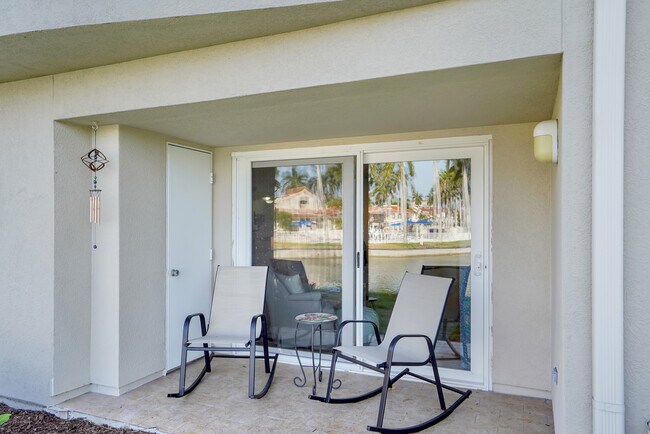 Building Photo - 6080 Bahia Del Mar Cir