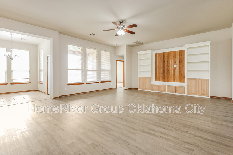 Building Photo - 2512 NW 179th Ct