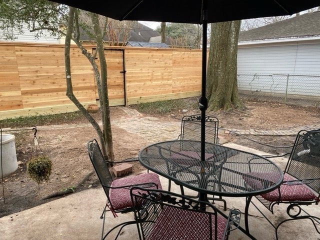 Building Photo - 4615 Braeburn Dr