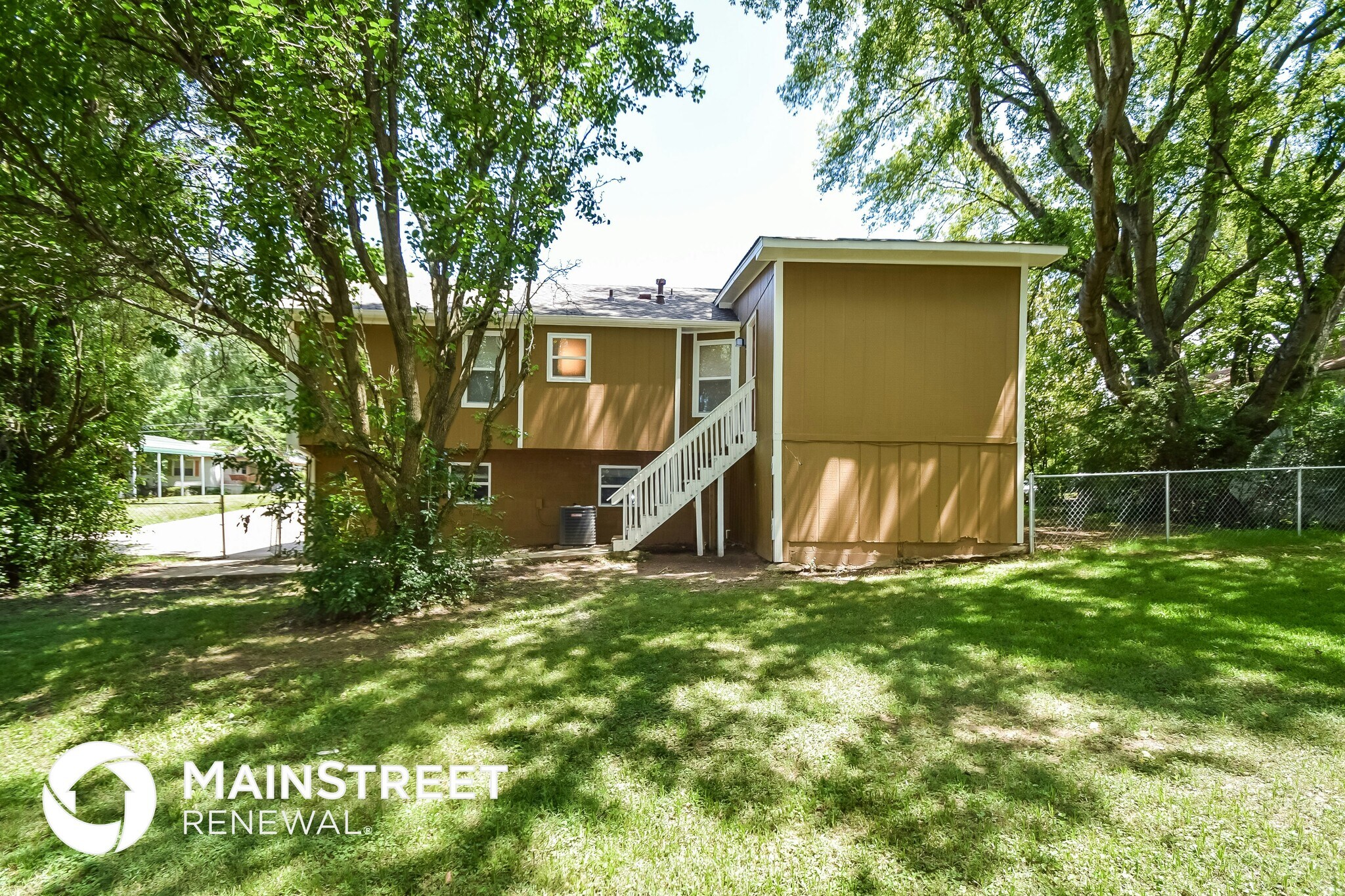 Building Photo - 101 22nd Ave NW