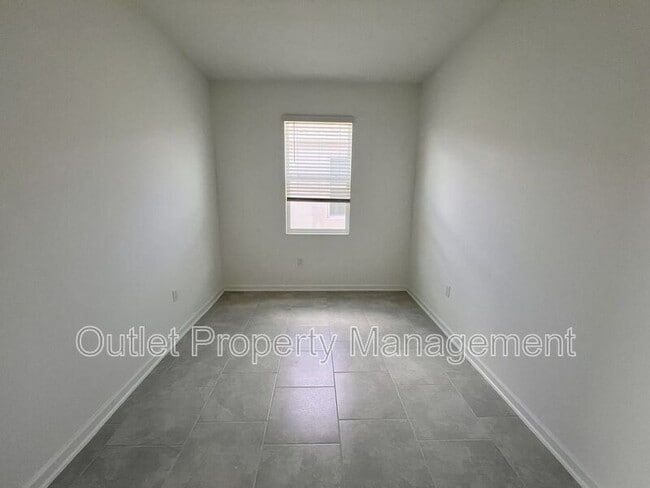 Building Photo - 1521 Peach Crk Dr