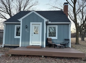 Building Photo - 217 Dotson Dr