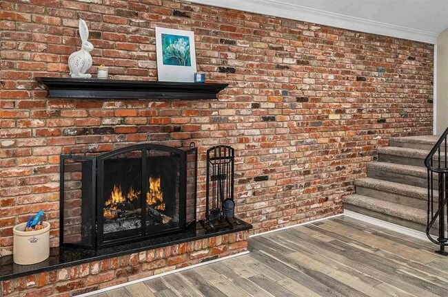 Building Photo - 6913 SW Beta Ave