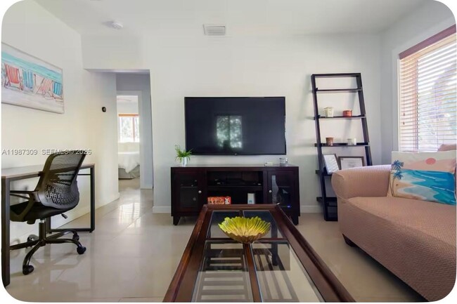 Building Photo - 601 NW 116th St