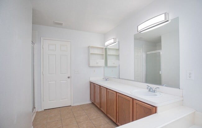 Building Photo - 10447 Sugar Sands Ct