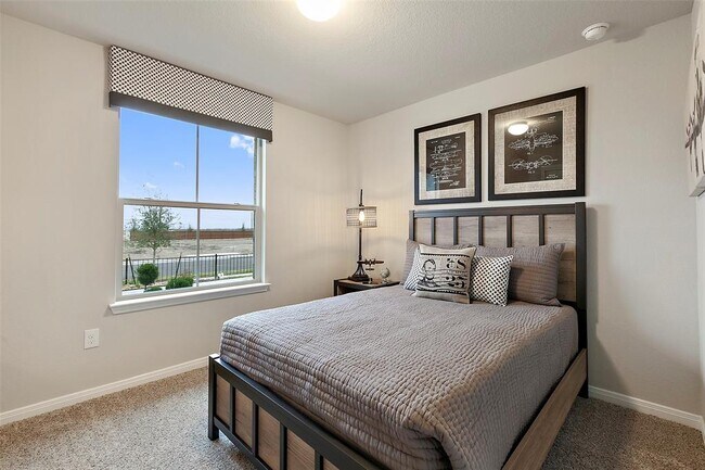 Building Photo - 500 Cassandra Dr