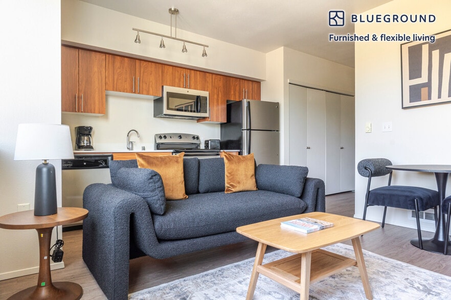 Building Photo - 4302 7th Ave NE