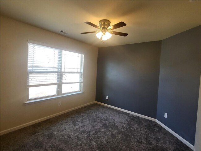 Building Photo - 5735 Riverside Bay