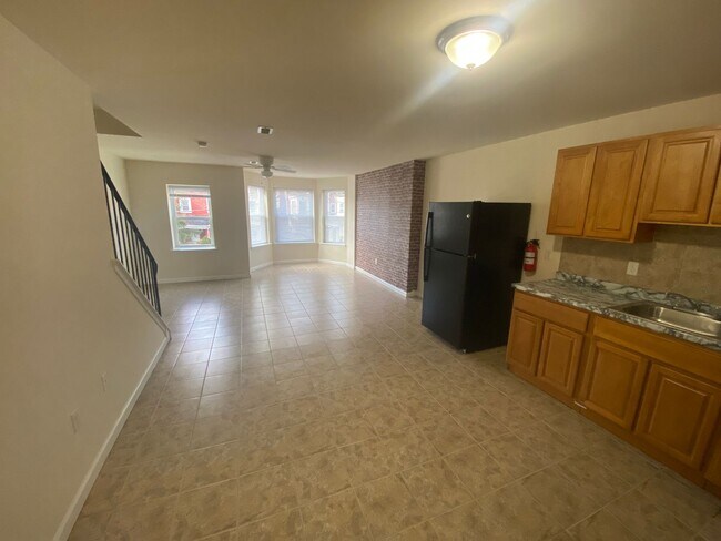 Building Photo - 15 N 50th St