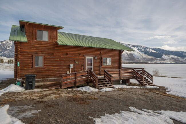 Building Photo - 5406 Henrys Lake Rd