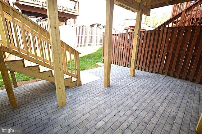 Building Photo - 13510 Nickleback Ct