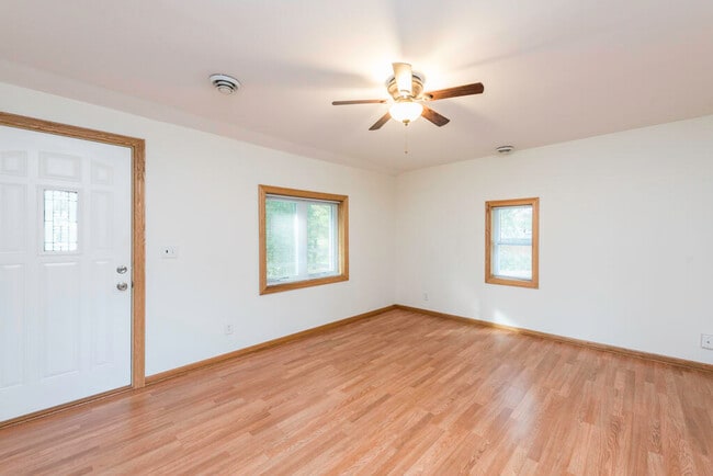 Building Photo - 10605 39th Ave