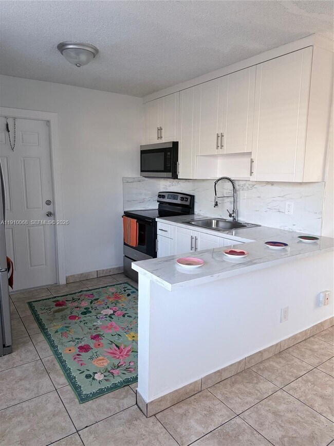 Building Photo - 4658 Myla Ln