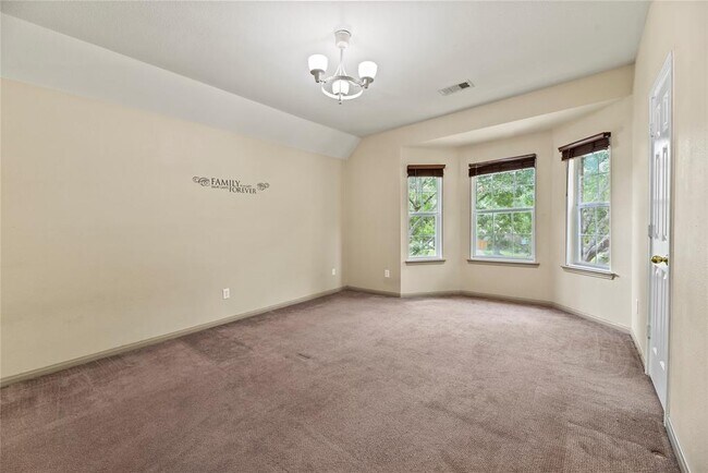 Building Photo - 203 Jewel Park Ln