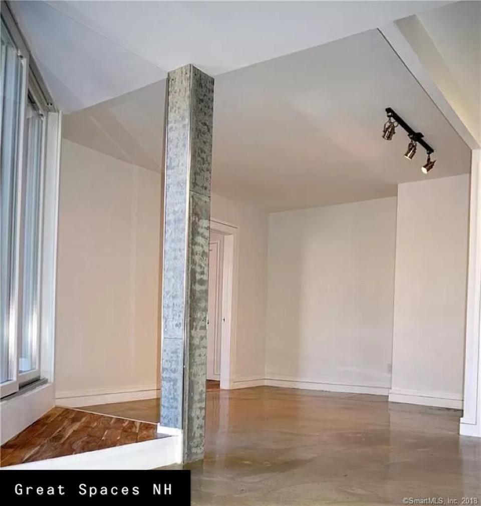 Building Photo - 55 Trumbull St