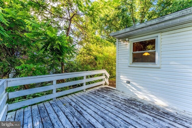 Building Photo - 13805 Fulmer Dr