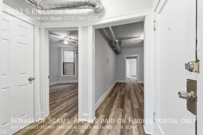 Building Photo - 7653 S Kingston Ave